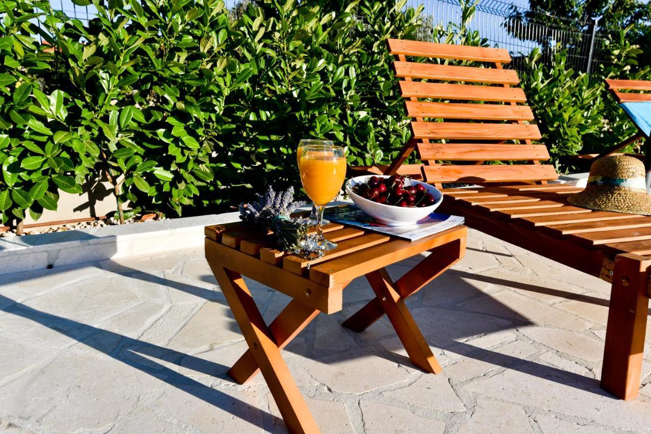 Villa Navita Augustinus With Pool Debeljak Exteriér fotografie